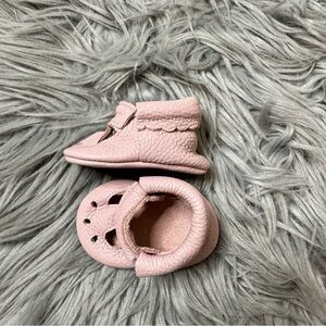 Rad moccs leather Mary Jane moccasins